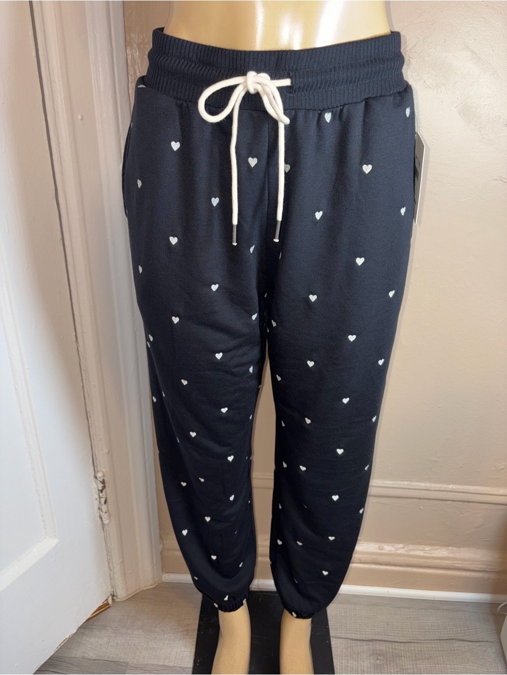 Splendid Black Heart-Print Joggers with White Drawstring-Size L NWT